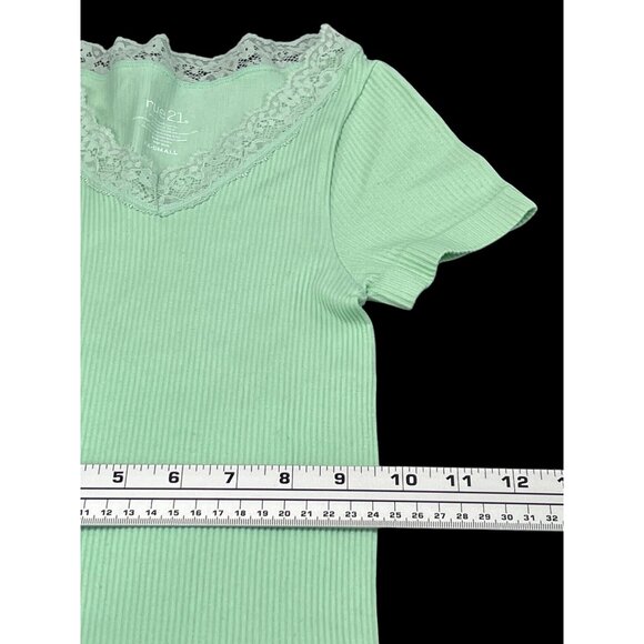 Rue 21 - Women's Short Sleeve Lace V-Neck T-Shirt - Green - XXS - Picture 7 of 12